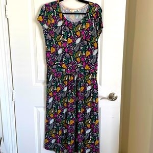 Boden midi length short sleeve dress with pockets